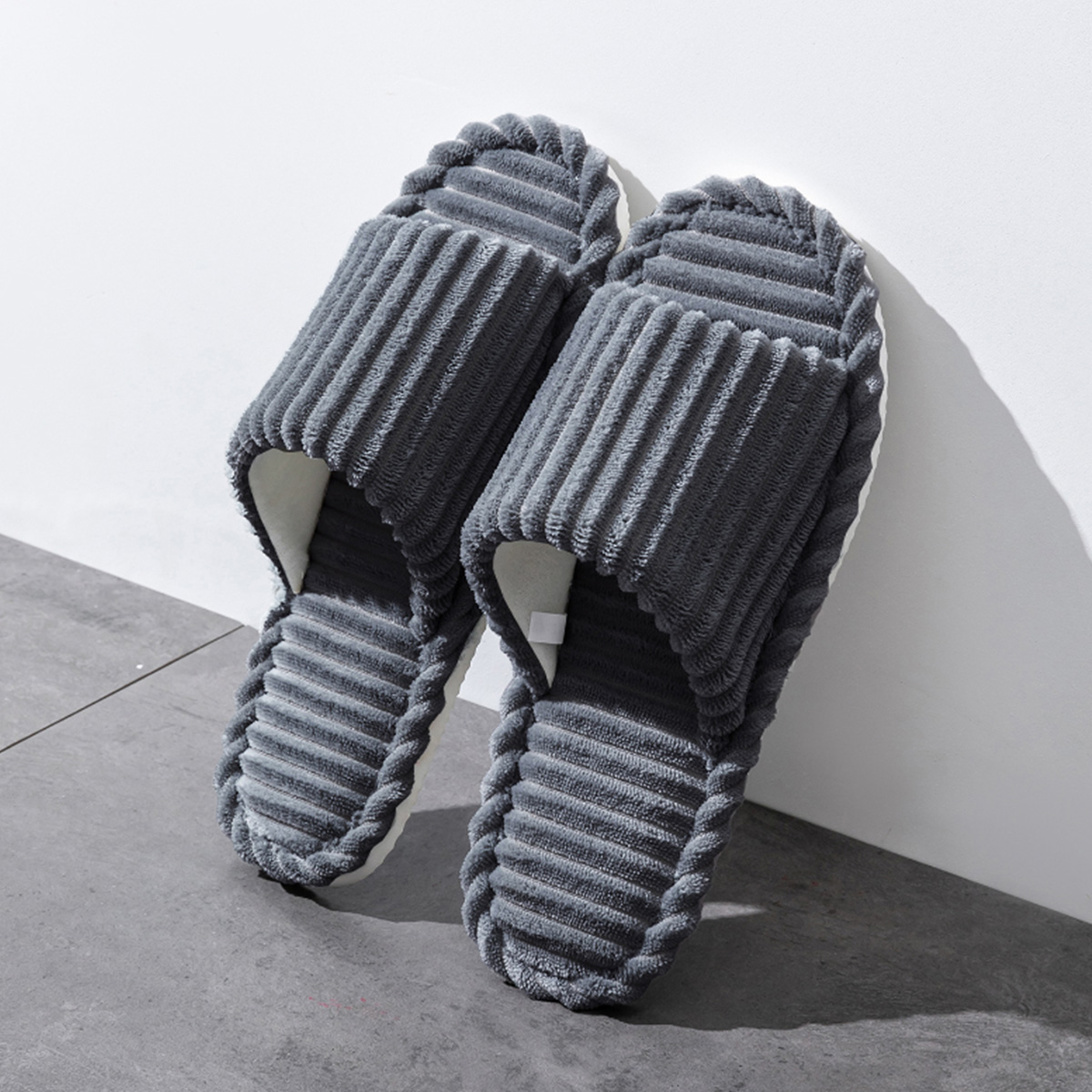 Open-Toe Breathable House Slip - Mule Slip On ulasan dan harga