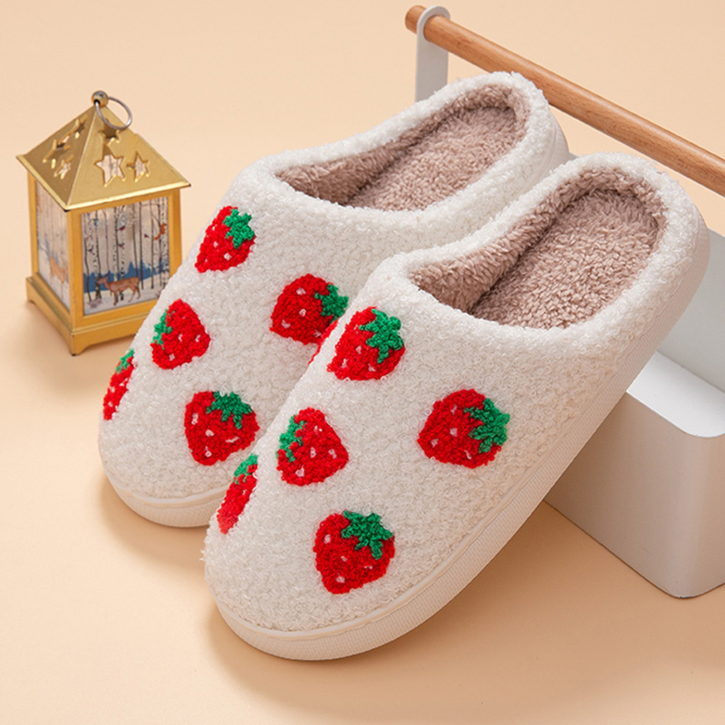 Strawberry Women's Slippers Ho - Mule Slip On ulasan dan harga